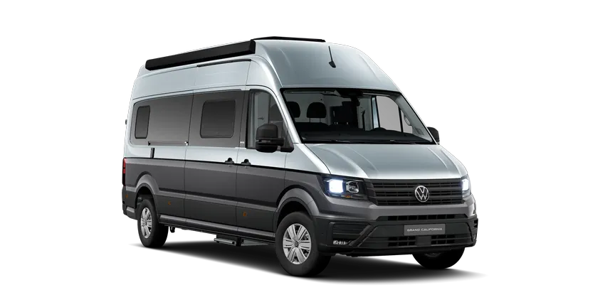 Grand California 680 3/4-view